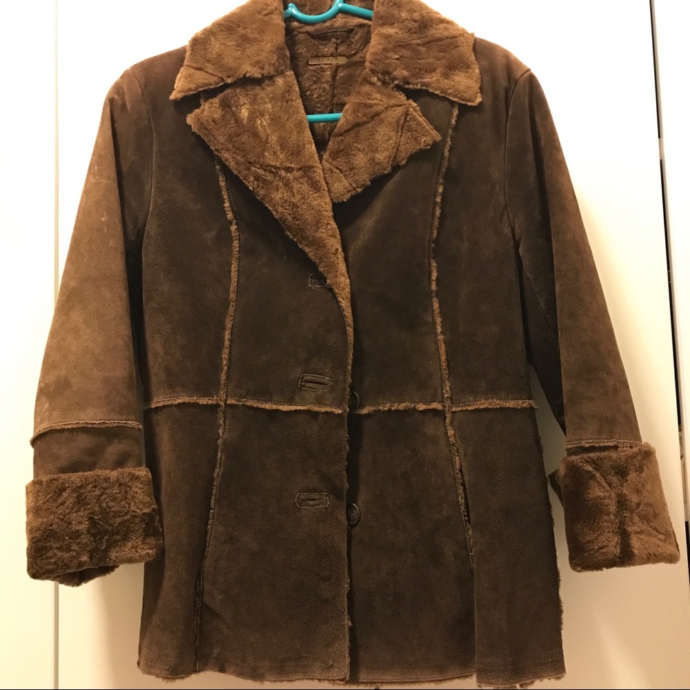Guess genuine leather jacket with fur lining